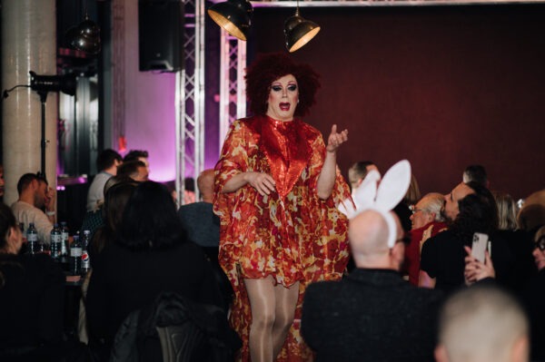 Night Queens Travestie Show Variete Drag Revue Termin Karten Ticket festival event frankfurt showgirls Jungesellenabschied Junggesellinnen JGA Travestieshow showgirls kalender 2025 Travestie tickets